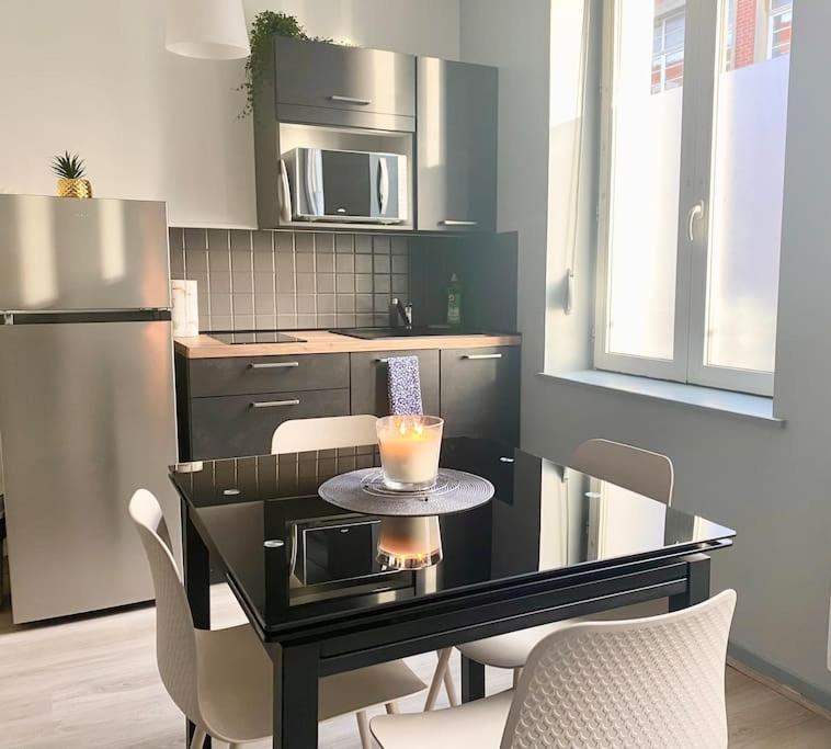 Van Gold - Appartement - Centre Ville Calais Dış mekan fotoğraf